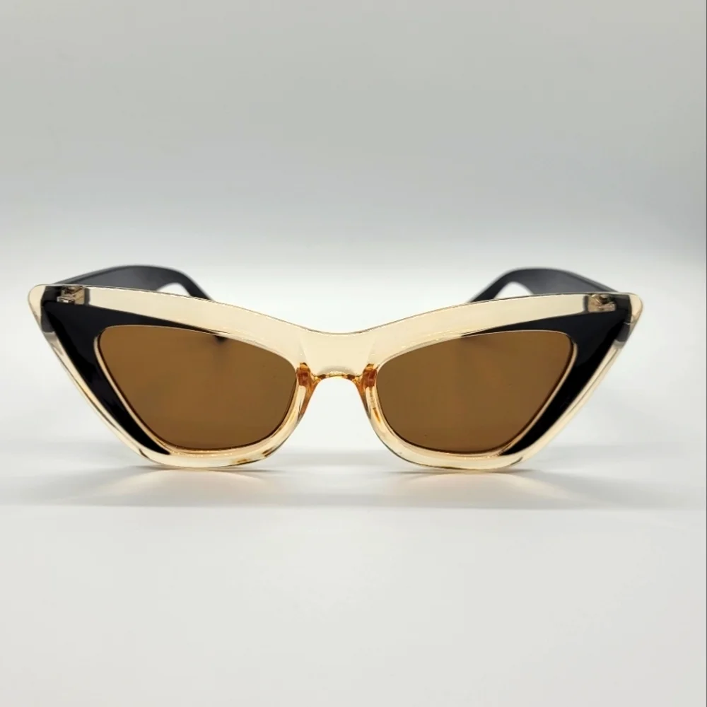 New Jayne Boomerang Cateye Comet Girl Sunnies